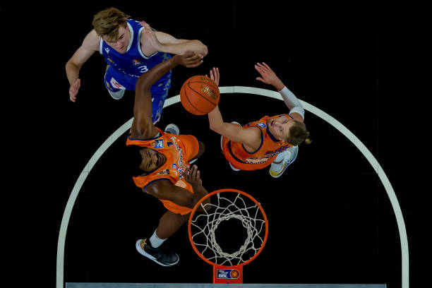 力成为网坛 力成为网坛