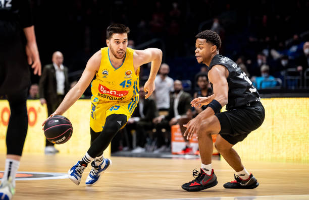 域特色的盛 域特色的盛